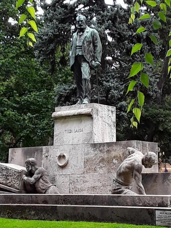 Tomka Apartman Segedin Dış mekan fotoğraf