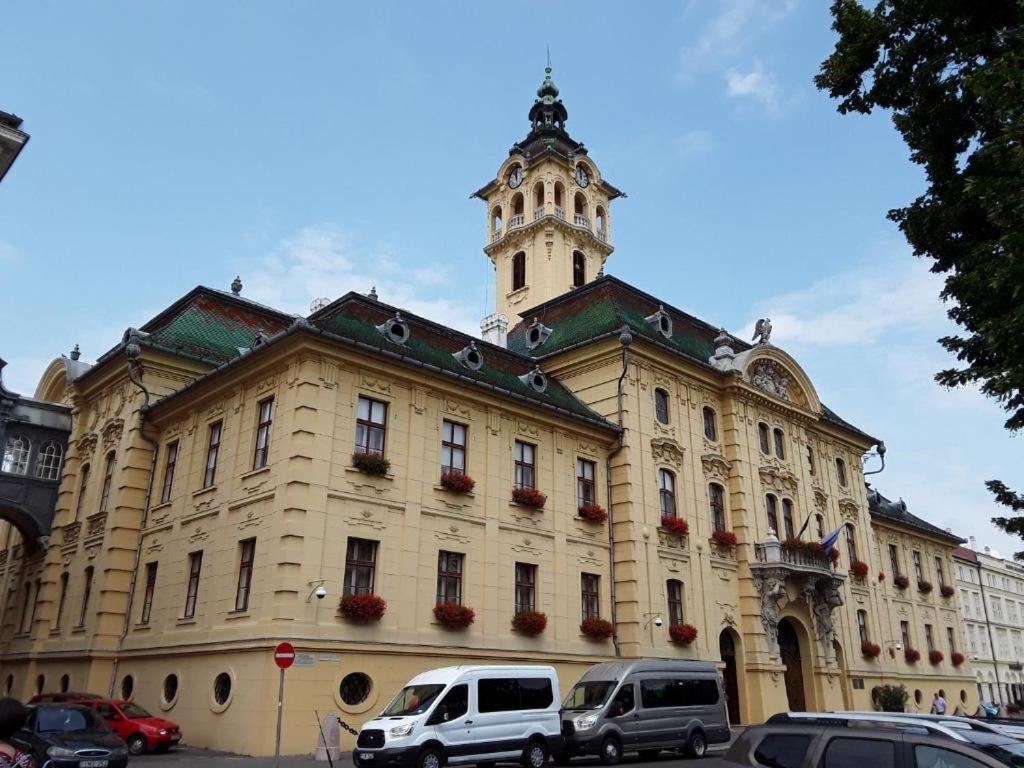Tomka Apartman Segedin Dış mekan fotoğraf
